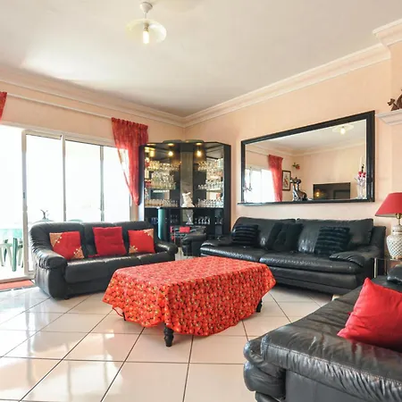 Ferienhaus Amazing In Sur Cagnes-sur-Mer