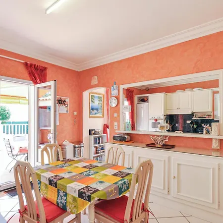 Ferienhaus Amazing In Sur Cagnes-sur-Mer